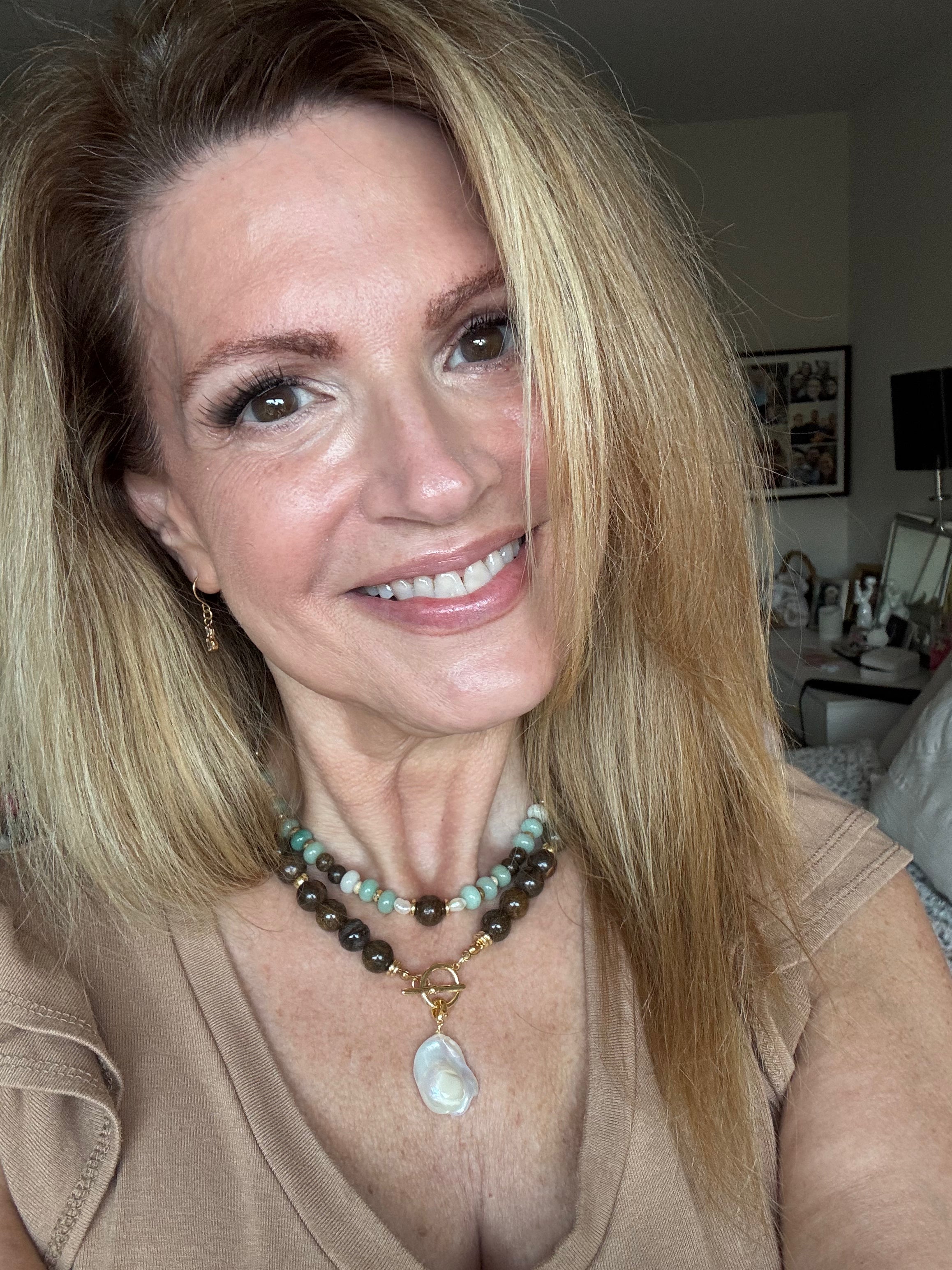 Sienna Glow - Chapter 2 of The Constance Collective